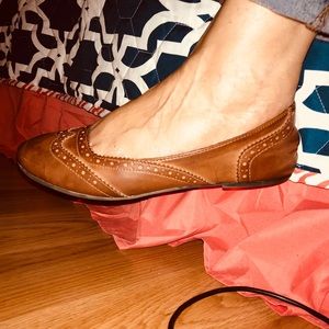 American Eagle tan Flats 7.5